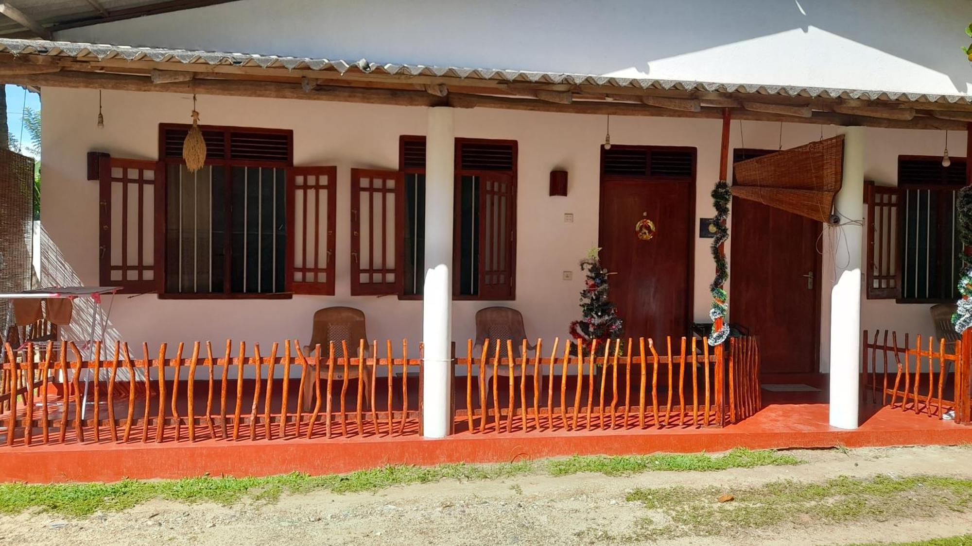 Ranmitha Villa ウェリガマ エクステリア 写真